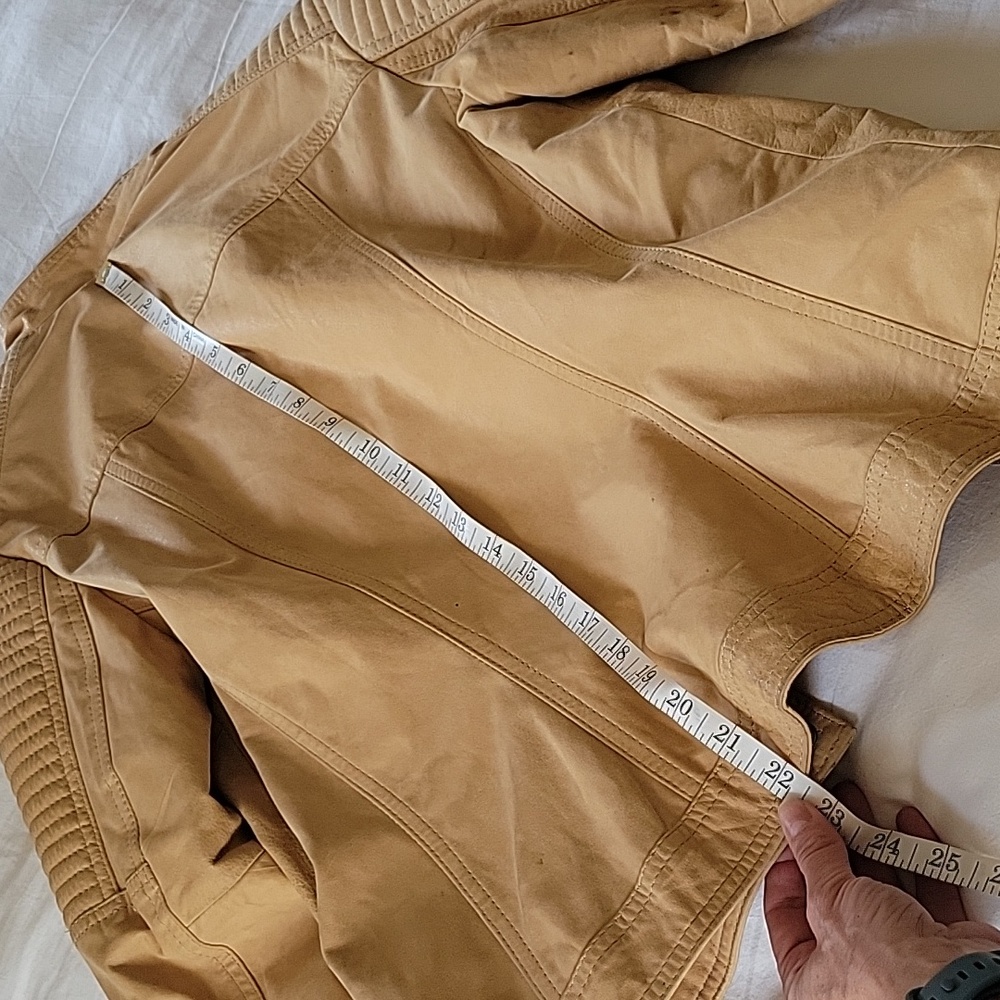 VINTAGE GENUINE leather-Light tan, beautiful leather jacket Small - Picture 12 of 13